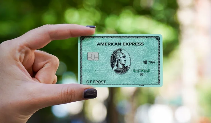 كيفية تقديم طلب للحصول على بطاقة American Express Green Card الائتمانية